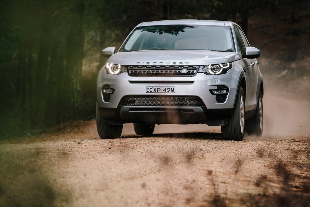 The Land Rover Discovery Sport SE. The Land Rover Discovery Sport SE.